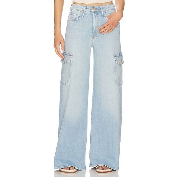 Mother Denim - Mother The Undercover Cargo Sneak in Sun Kissed 29”